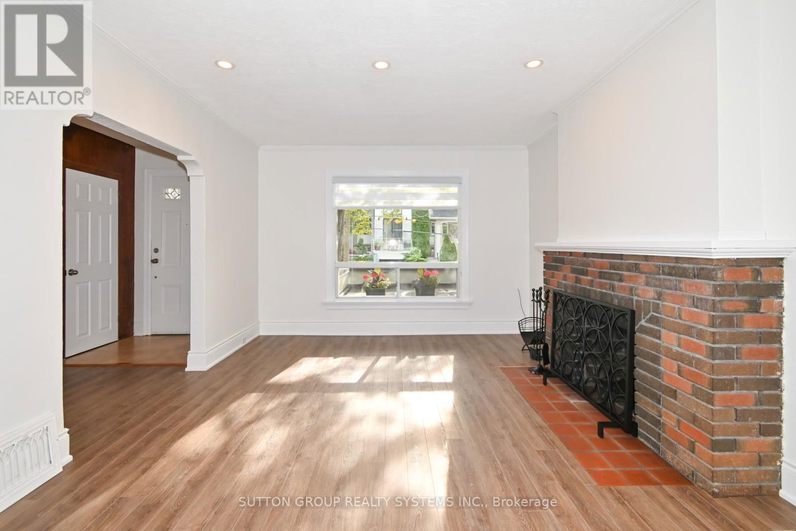 24 RUNNYMEDE ROAD Image 5