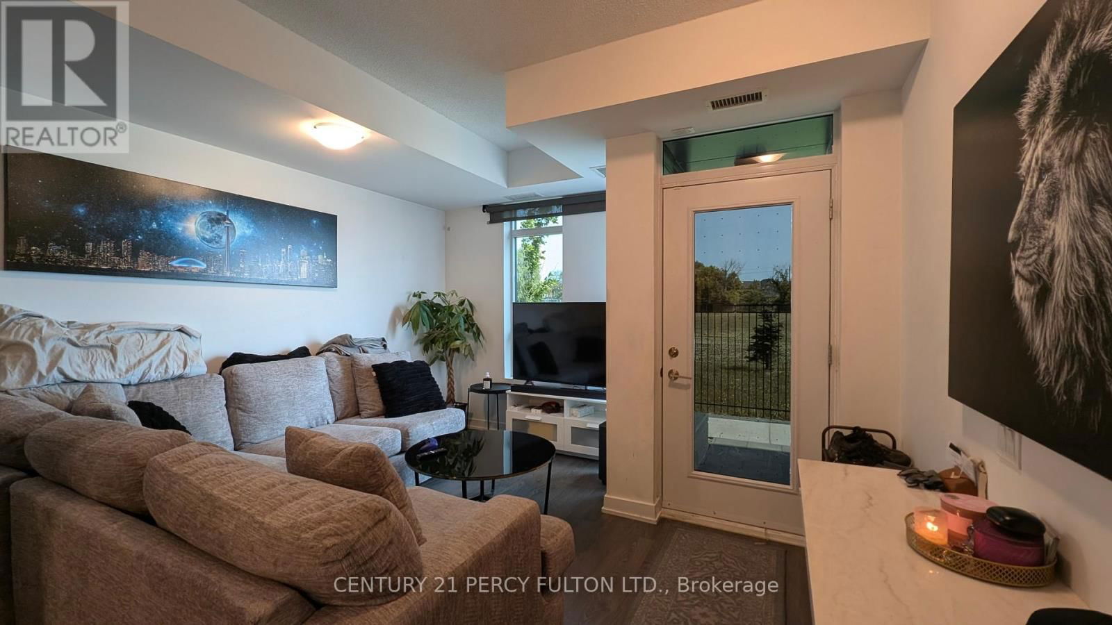 128 - 251 MANITOBA STREET Image 3