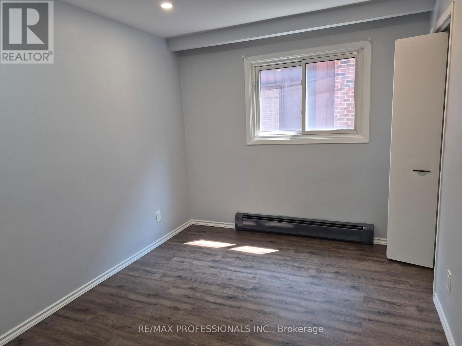 MAIN - 9 BRANCH AVENUE Image 8