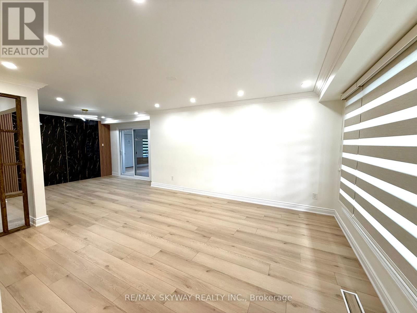 7461 NETHERWOOD ROAD Image 11