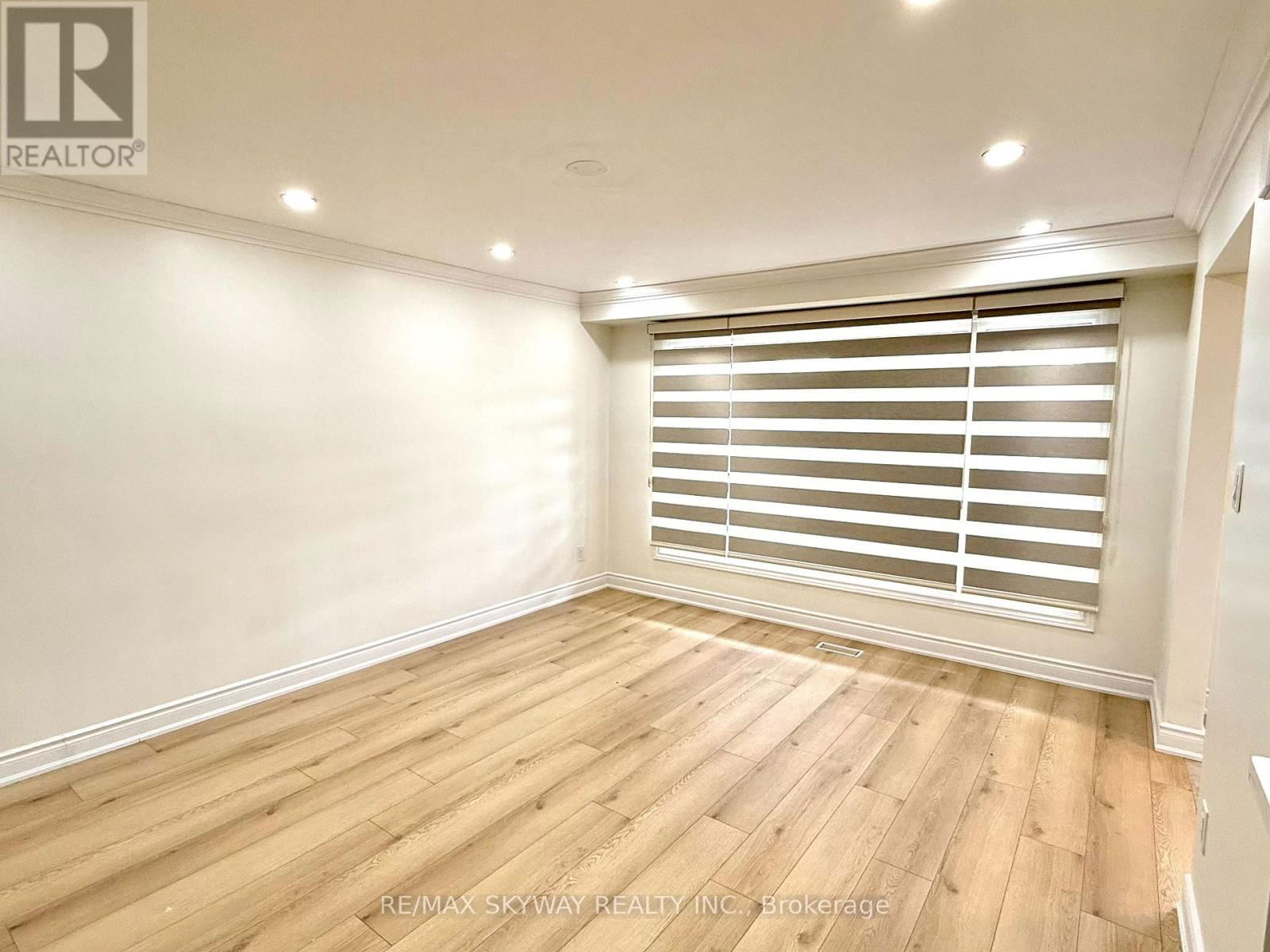 7461 NETHERWOOD ROAD Image 12
