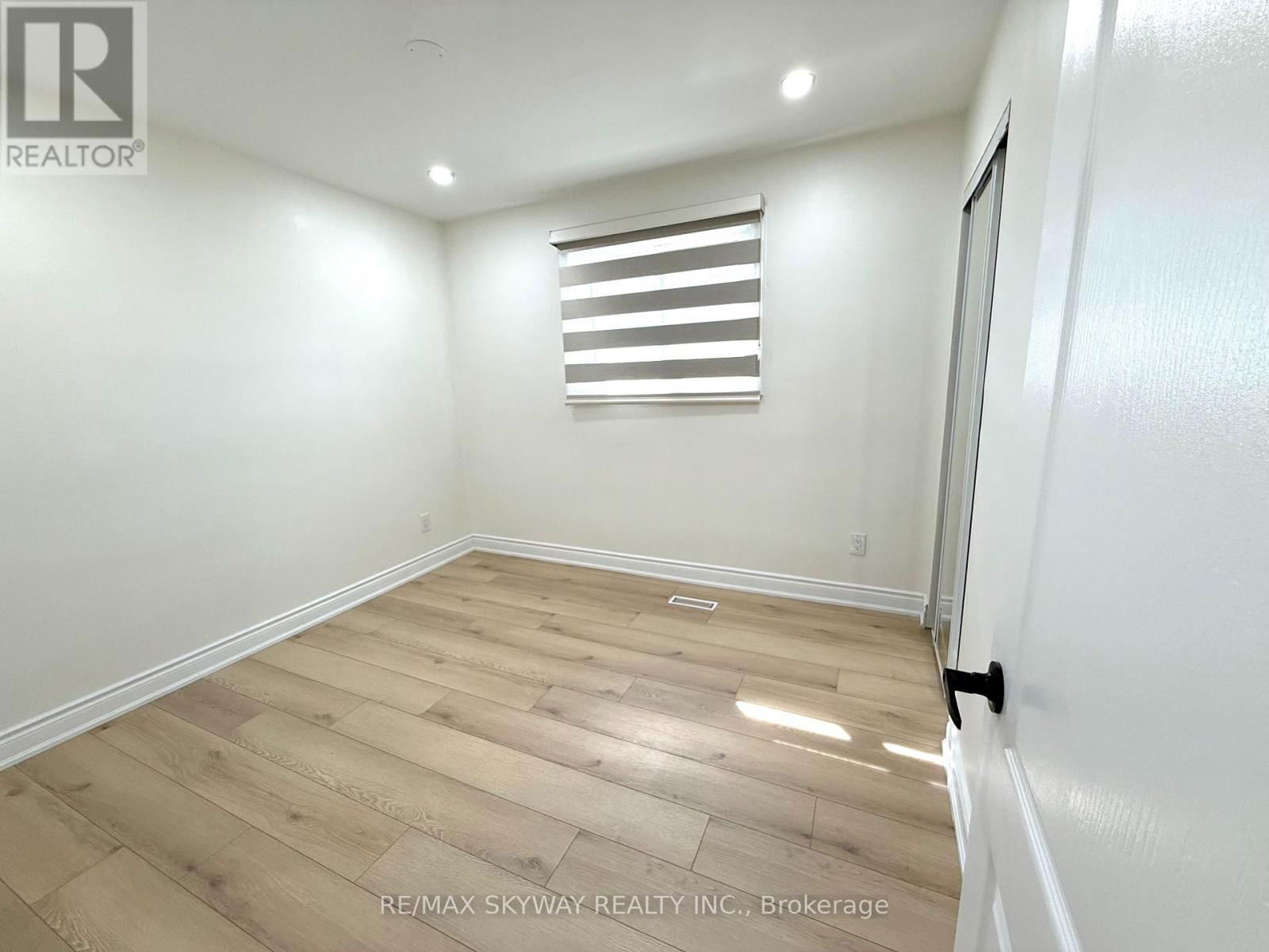 7461 NETHERWOOD ROAD Image 20