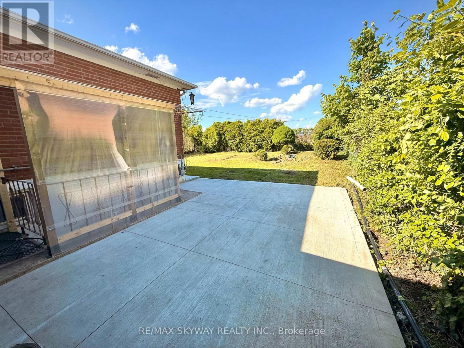 7461 NETHERWOOD ROAD Image 35