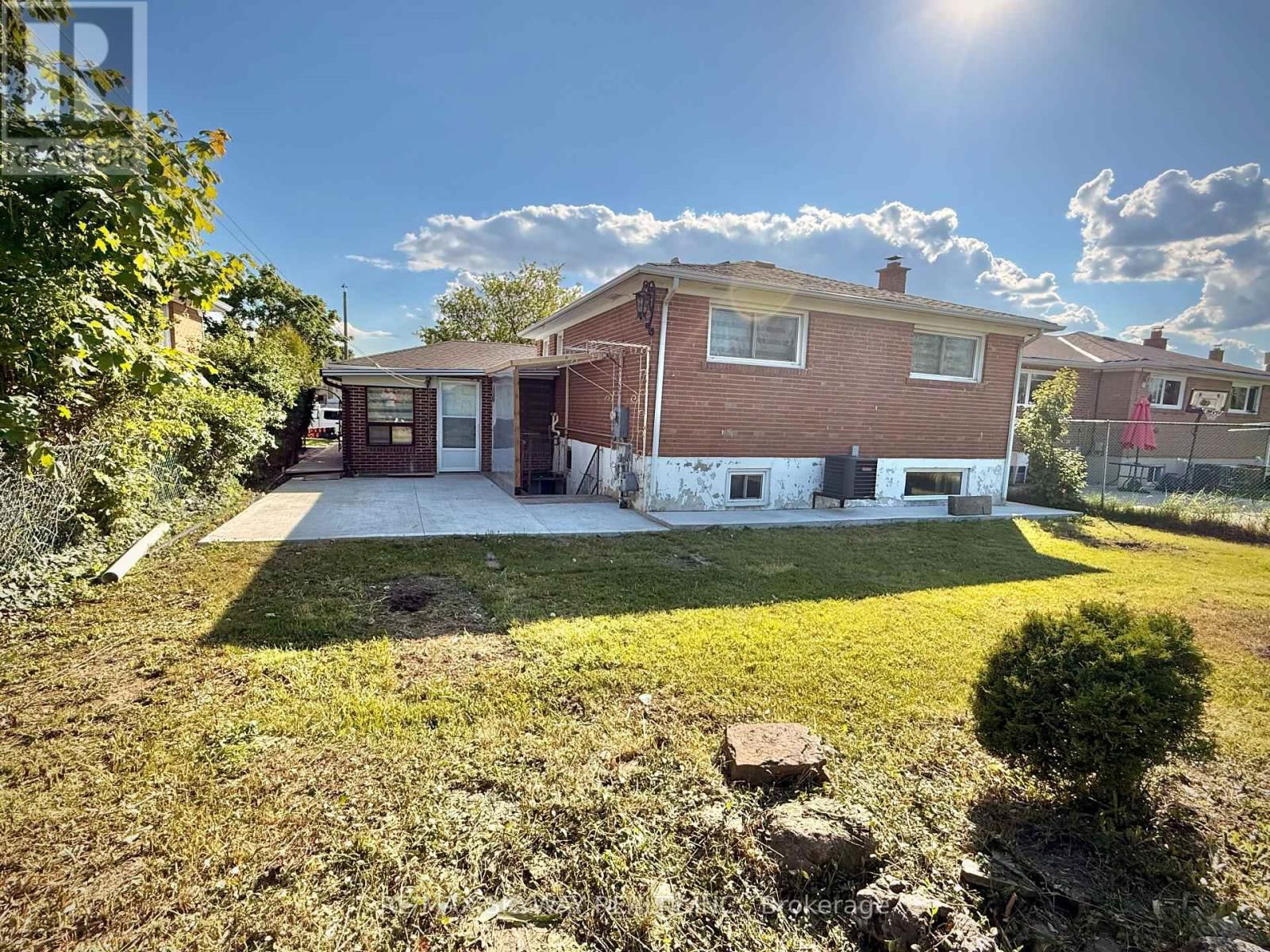 7461 NETHERWOOD ROAD Image 37