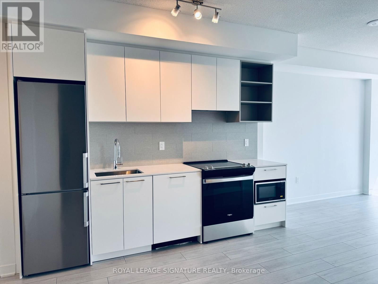 Unit 1106 - 260 MALTA AVENUE Image 7