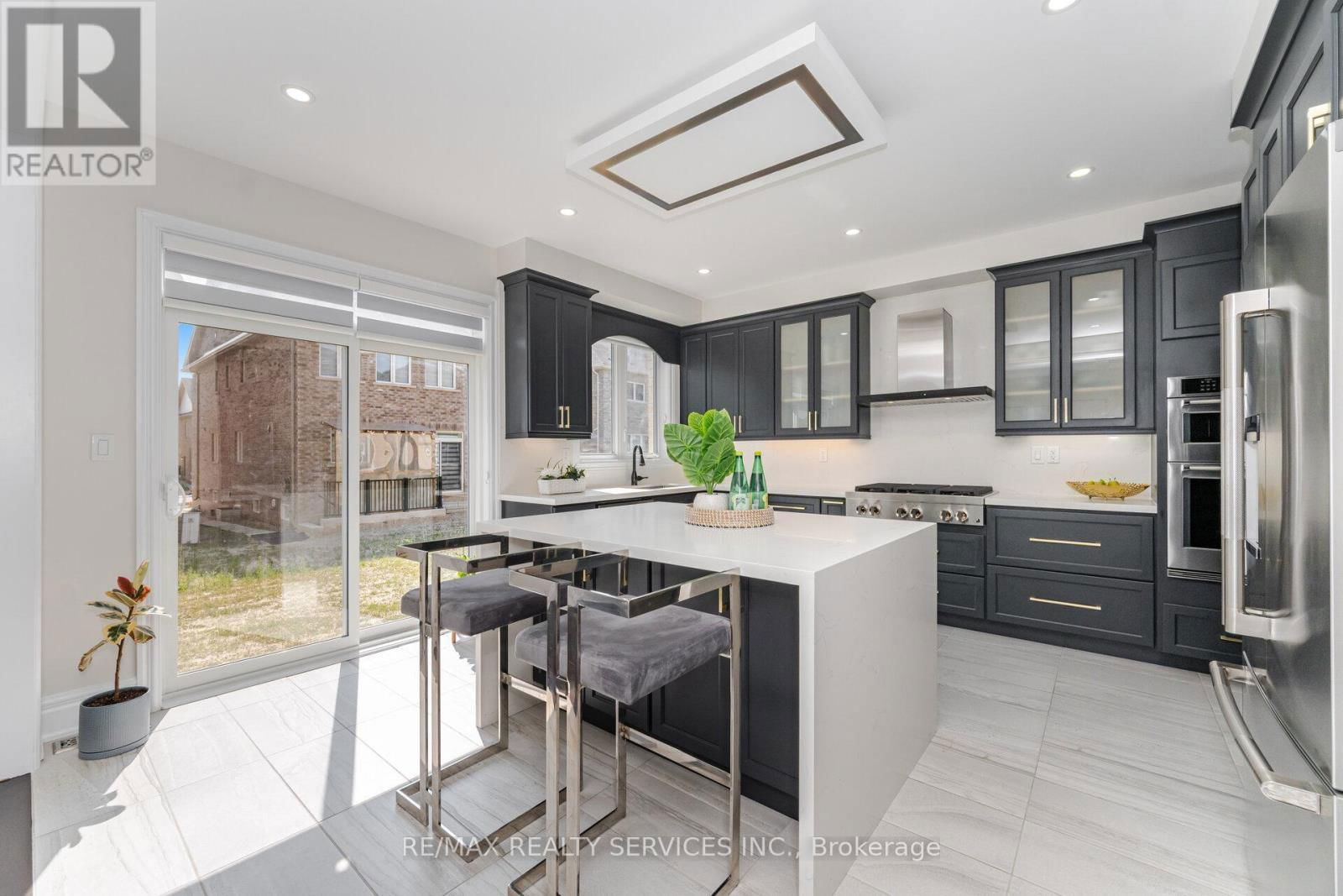 14 DOTCHSON AVENUE Image 10
