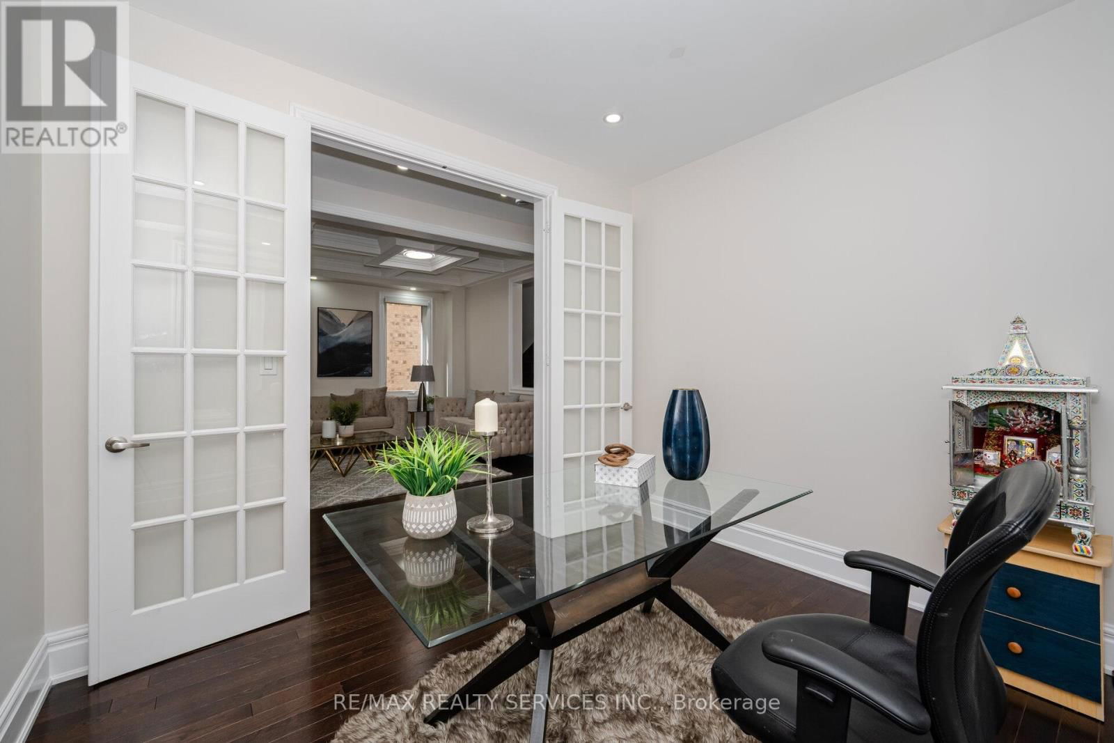 14 DOTCHSON AVENUE Image 18