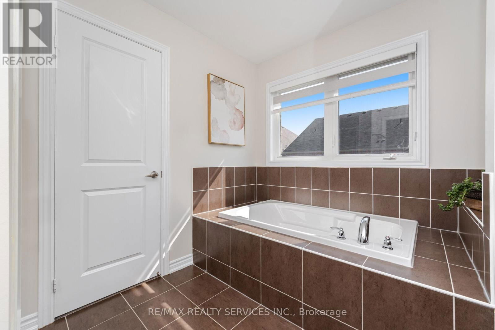 14 DOTCHSON AVENUE Image 28