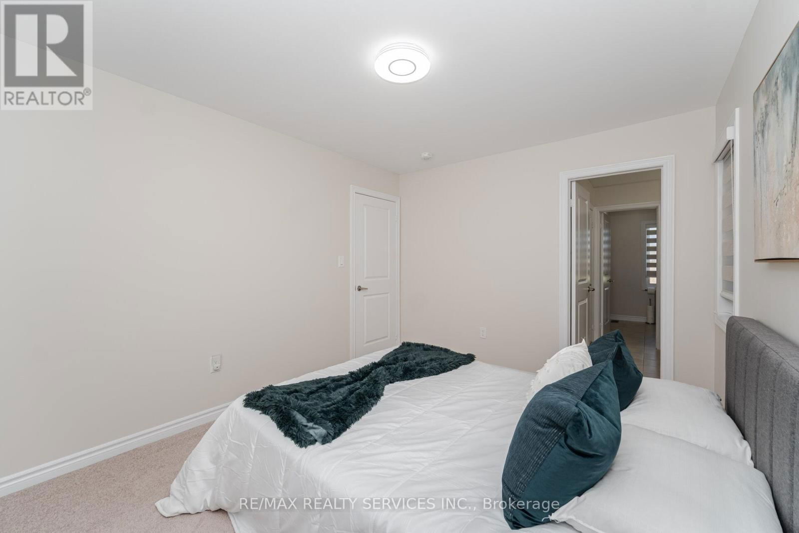 14 DOTCHSON AVENUE Image 36