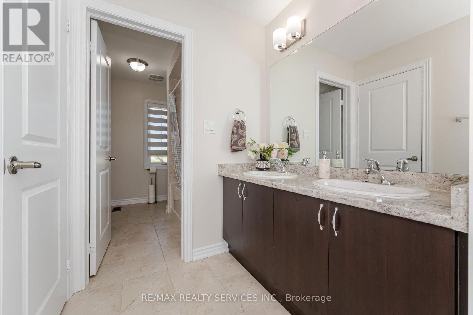 14 DOTCHSON AVENUE Image 37