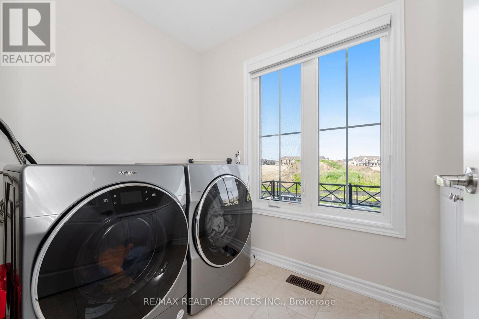 14 DOTCHSON AVENUE Image 39