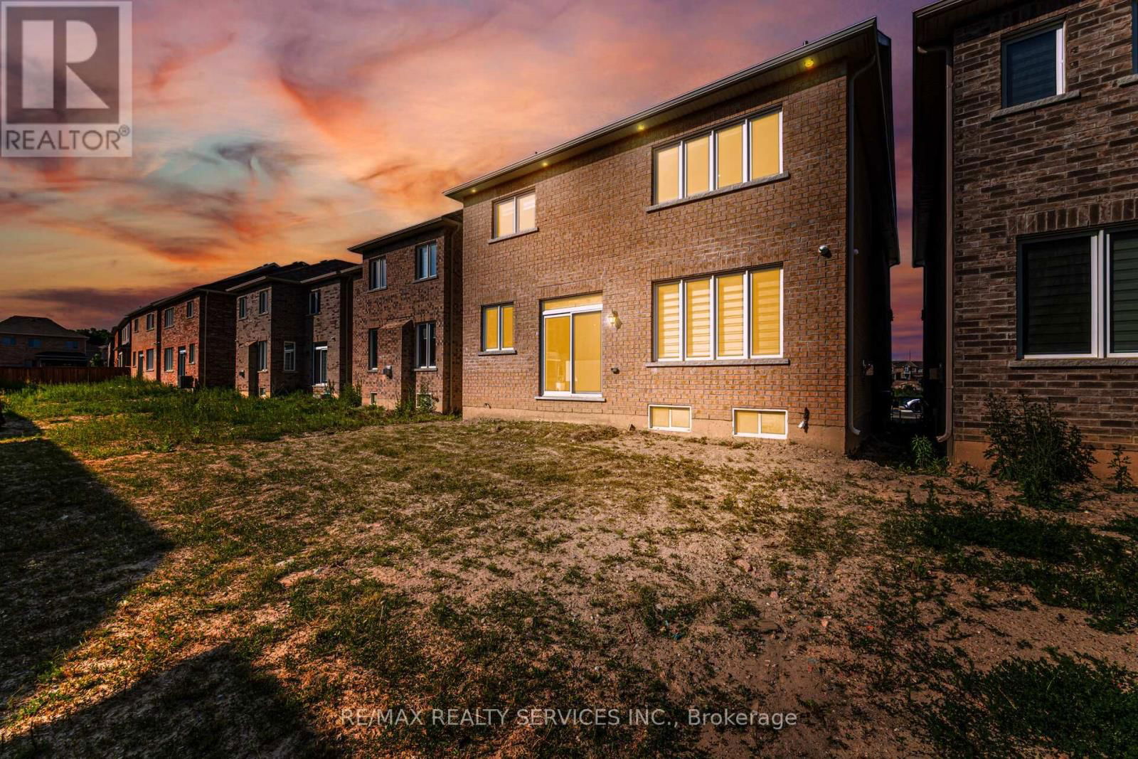 14 DOTCHSON AVENUE Image 45