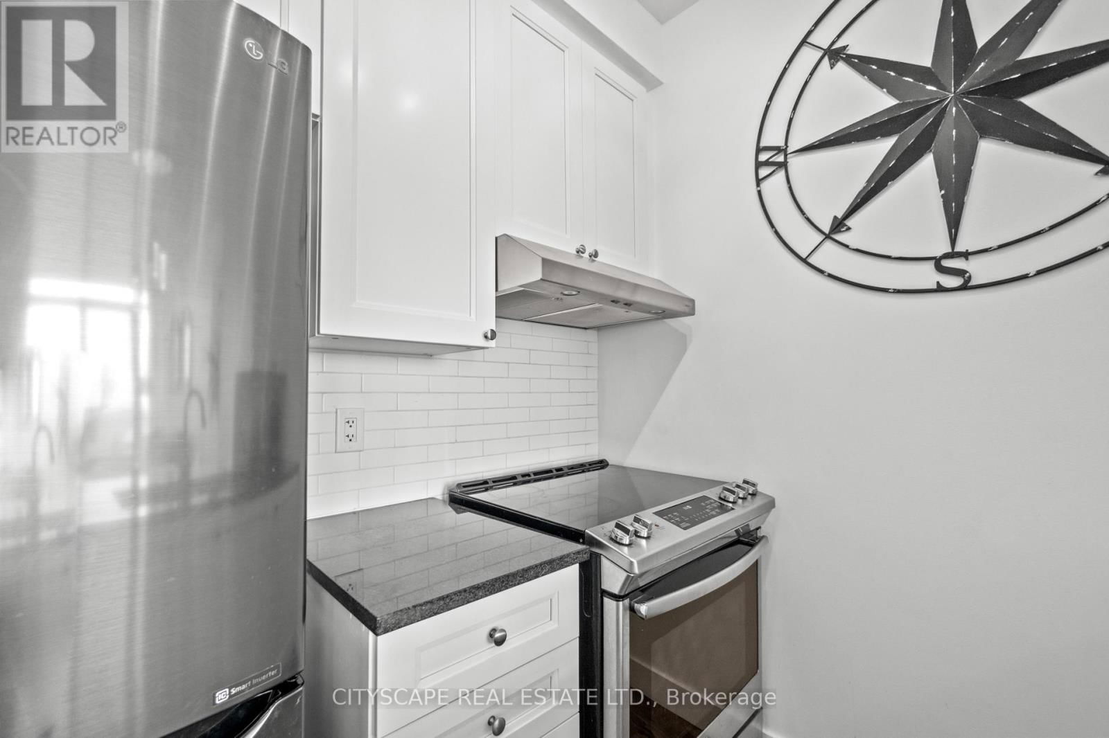 1208 - 2379 CENTRAL PARK DRIVE Image 17