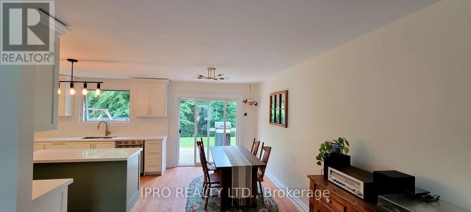 44 METCALFE COURT Image 13