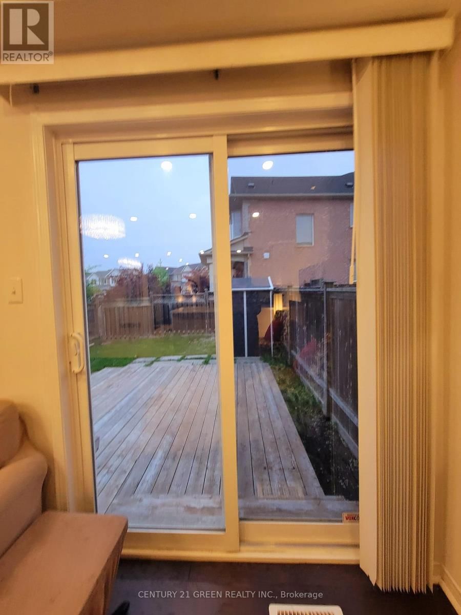 795 GLEESON ROAD Image 29