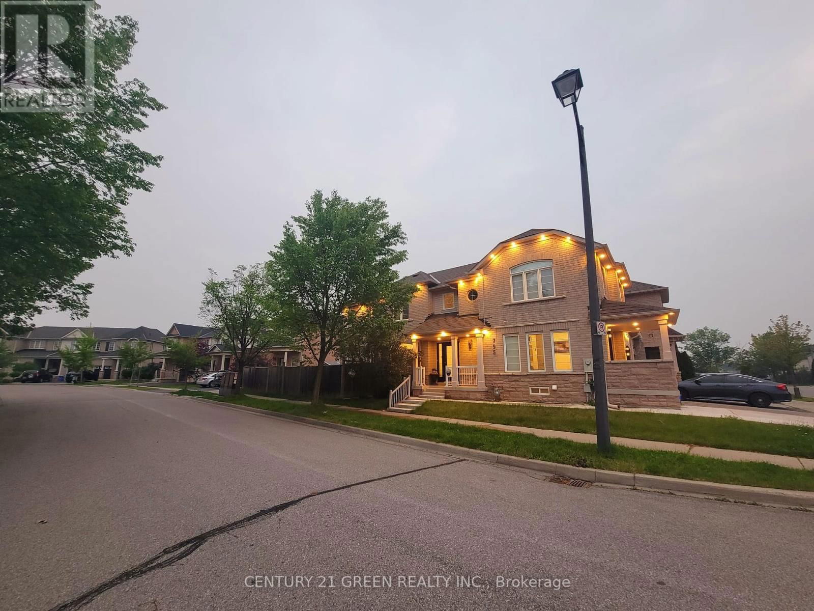 795 GLEESON ROAD Image 32
