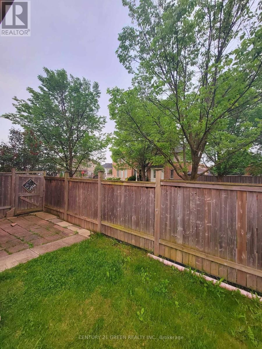 795 GLEESON ROAD Image 33
