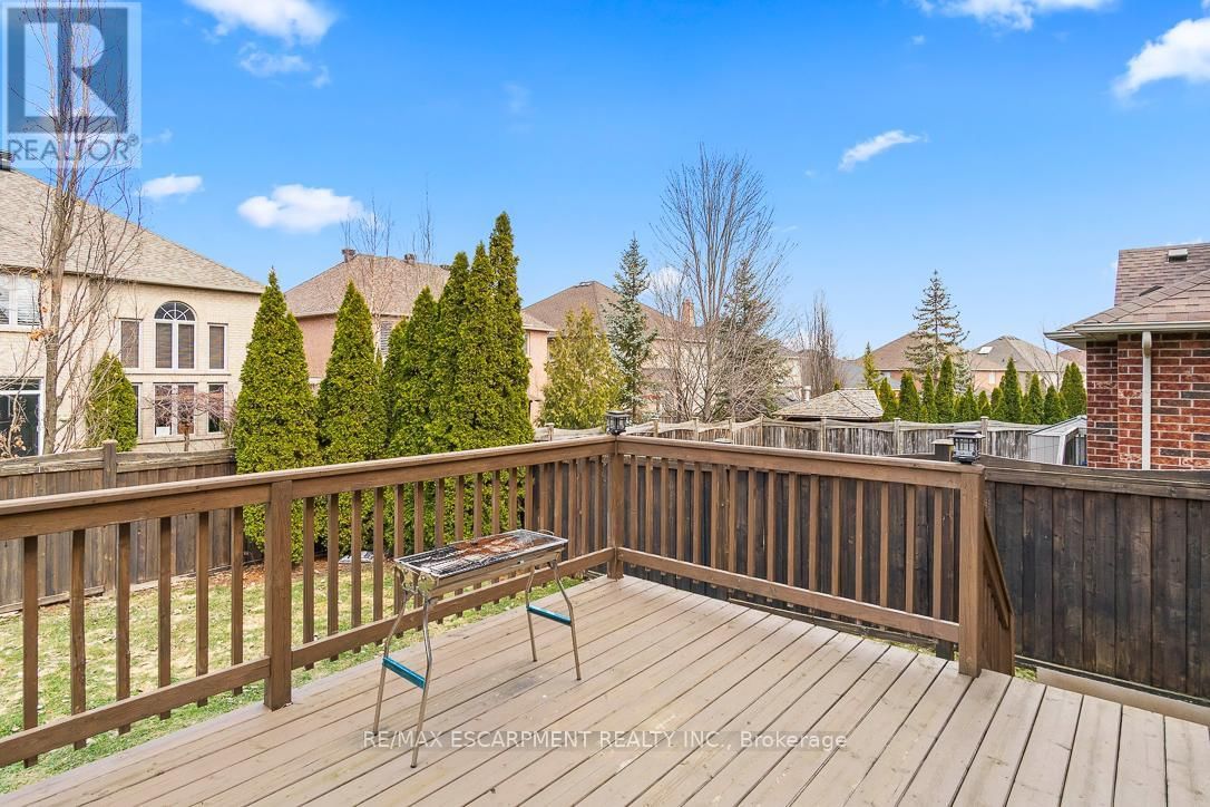 2455 BON ECHO DRIVE Image 46