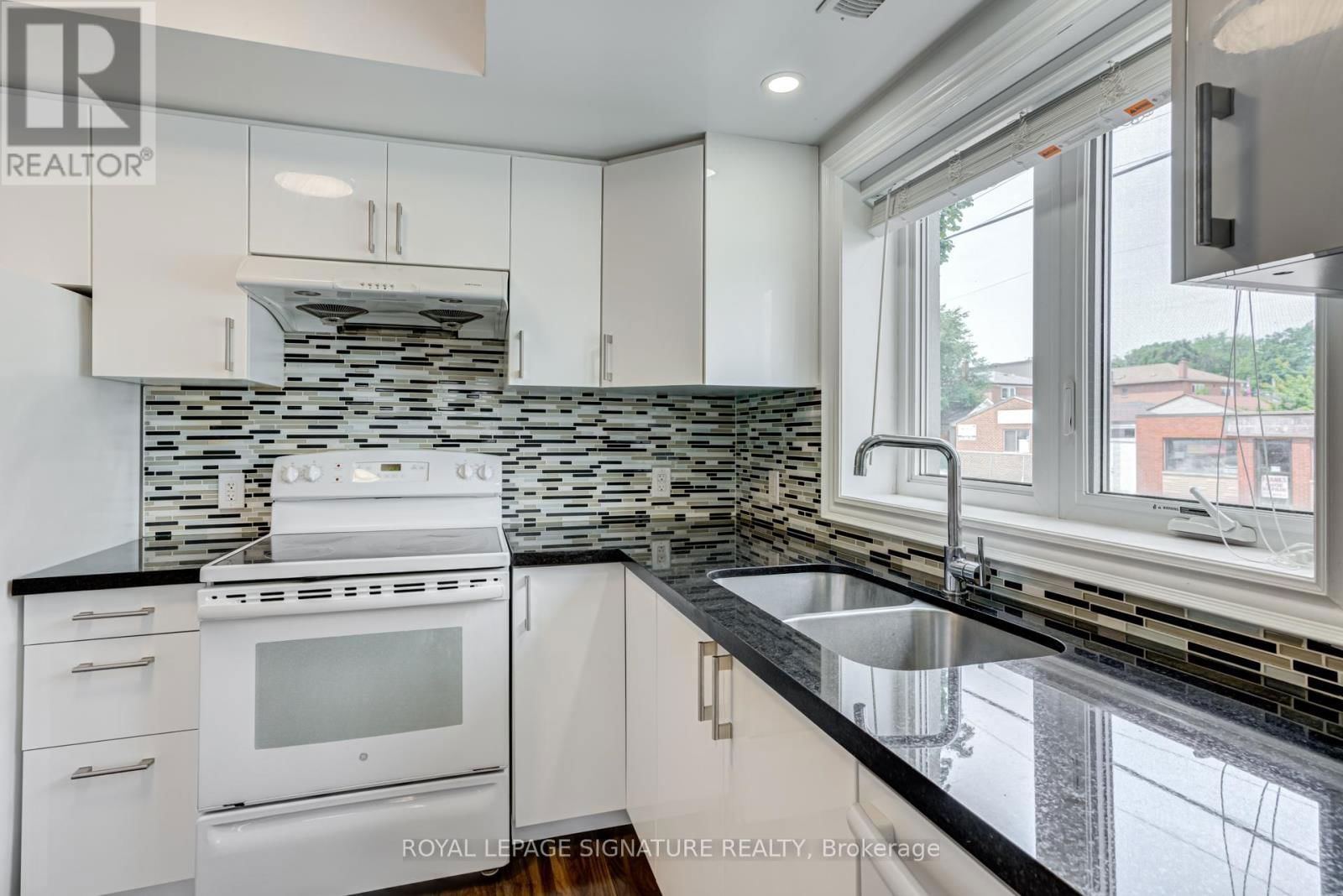 Main - 250 NAIRN AVENUE Image 10