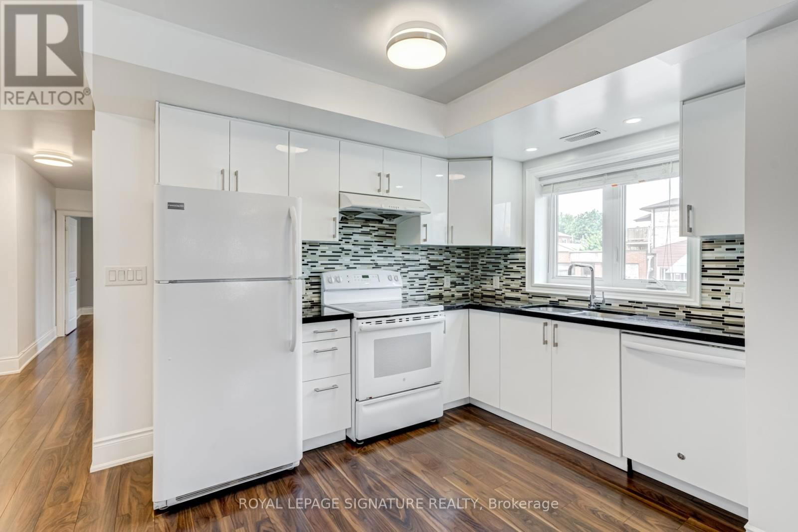Main - 250 NAIRN AVENUE Image 8