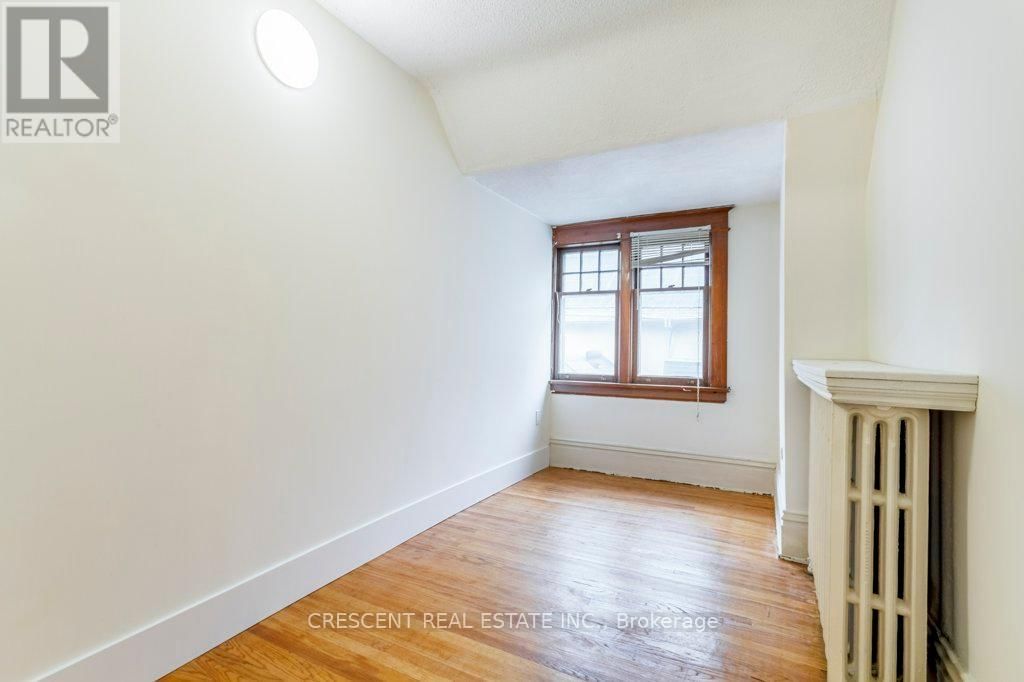 2A - 180 QUEENS DRIVE Image 13
