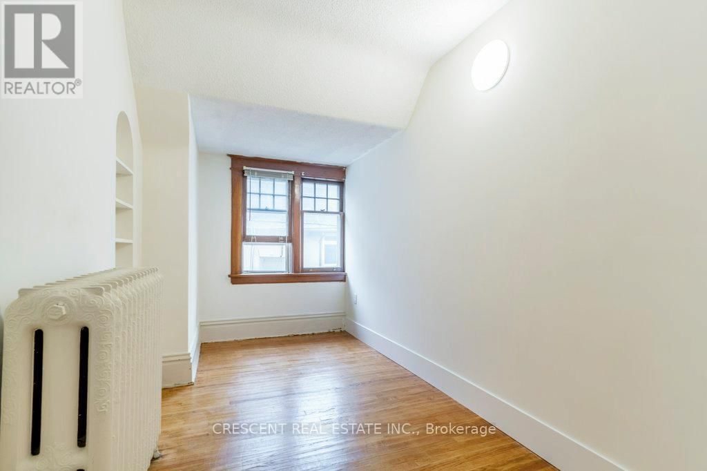 2A - 180 QUEENS DRIVE Image 15