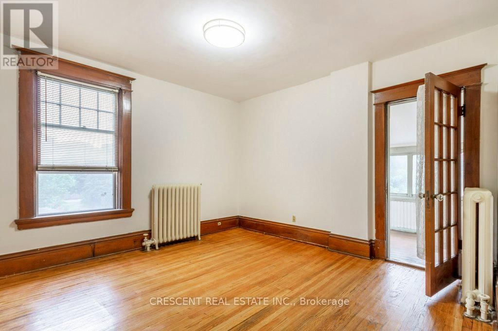 2A - 180 QUEENS DRIVE Image 27