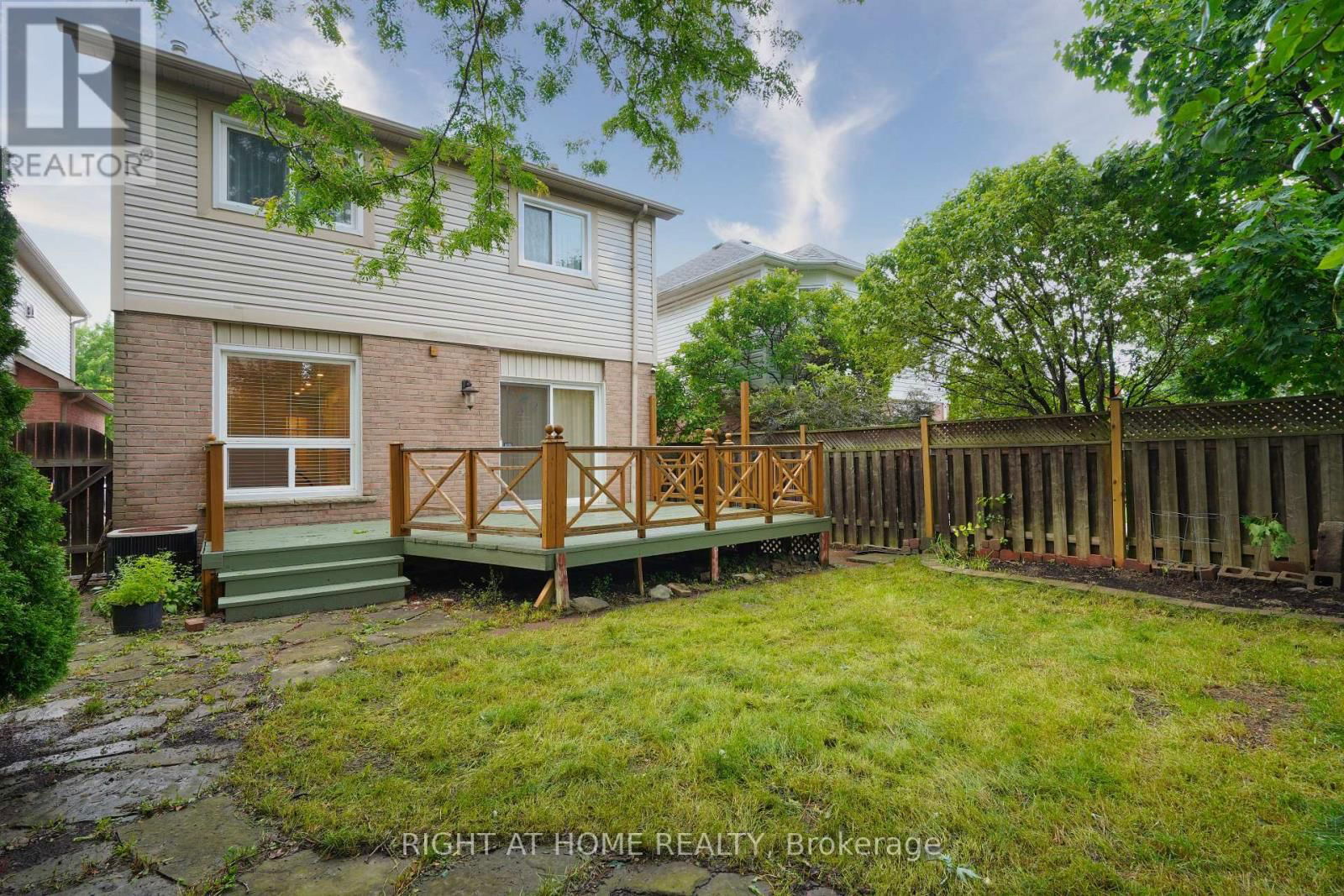 2914 PICTON PLACE Image 20
