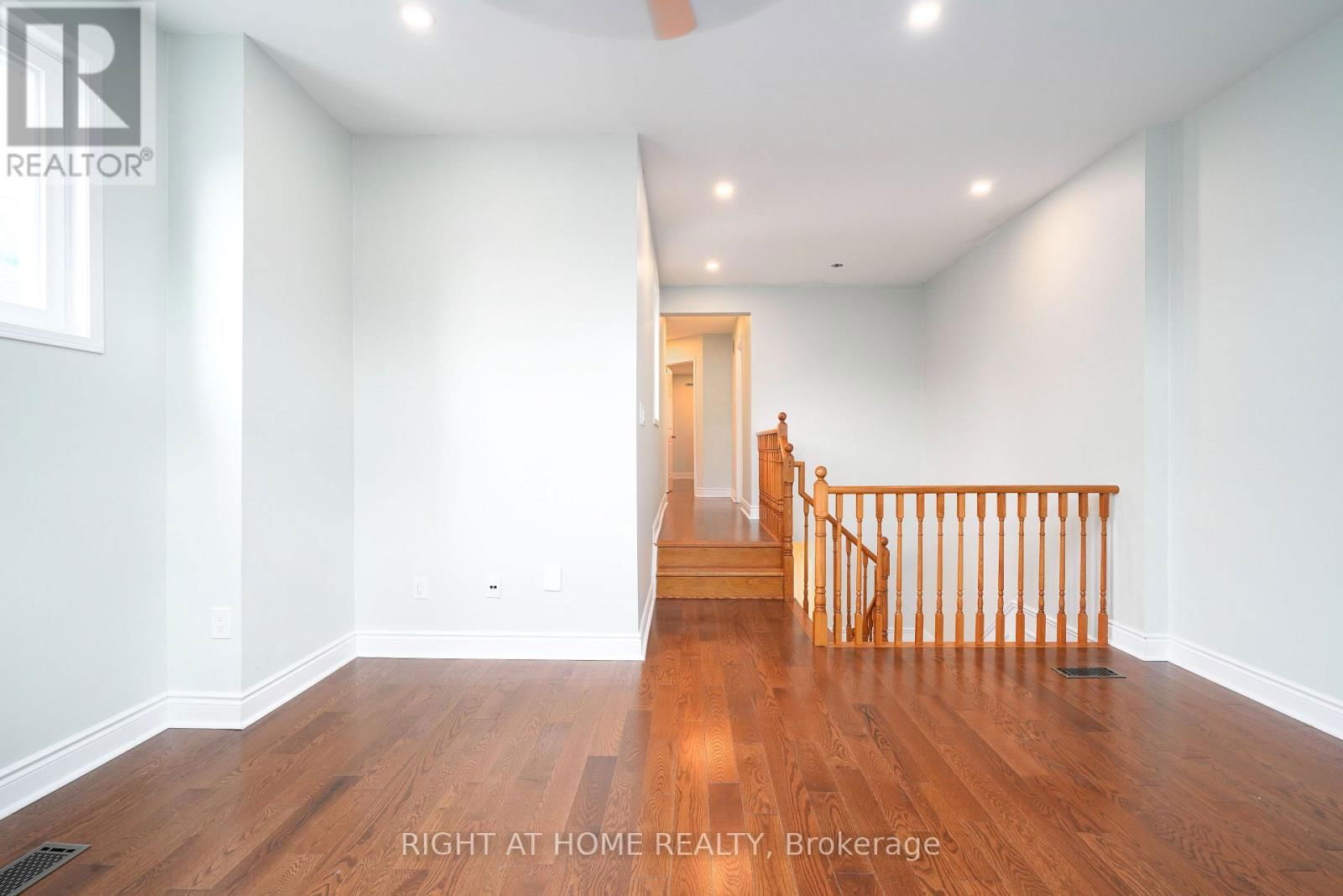 2914 PICTON PLACE Image 7