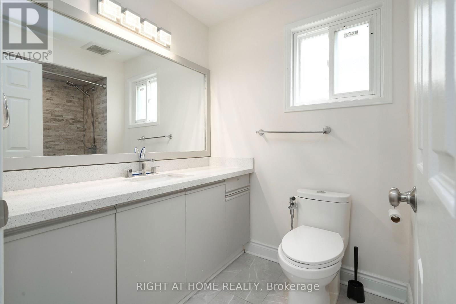 2914 PICTON PLACE Image 9