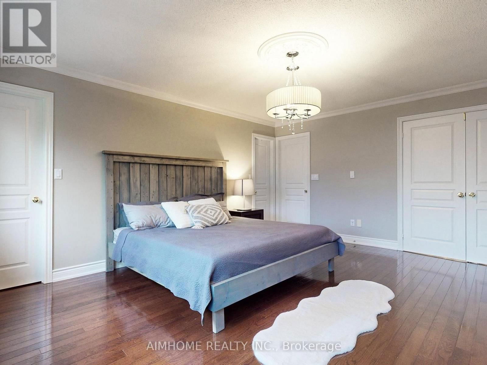 509 RAVINEVIEW WAY Image 14
