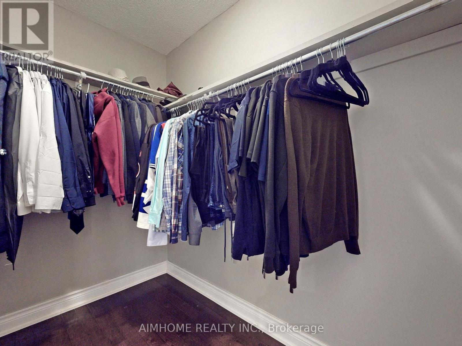 509 RAVINEVIEW WAY Image 15