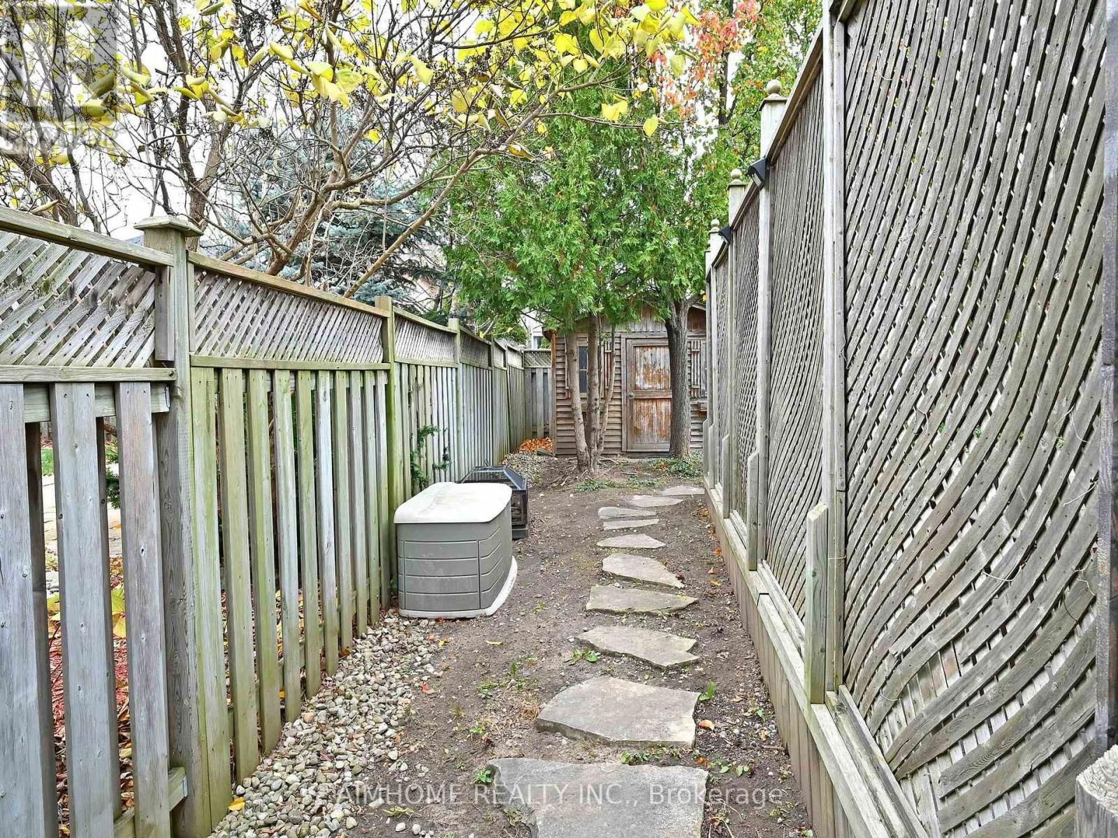 509 RAVINEVIEW WAY Image 35