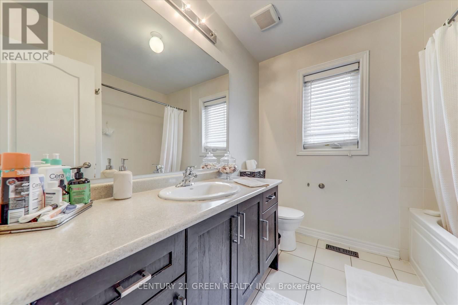 610 NAIRN CIRCLE WEST Image 21