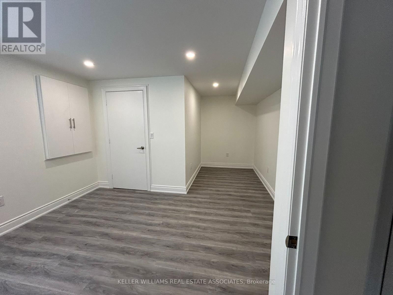 9 MAYBECK DRIVE Image 12