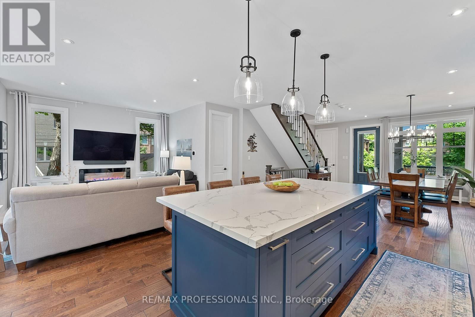 12 BROWNLEA AVENUE Image 13