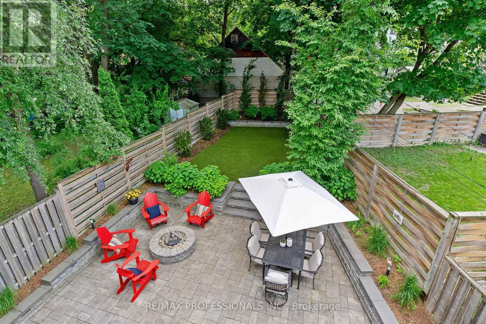 12 BROWNLEA AVENUE Image 20