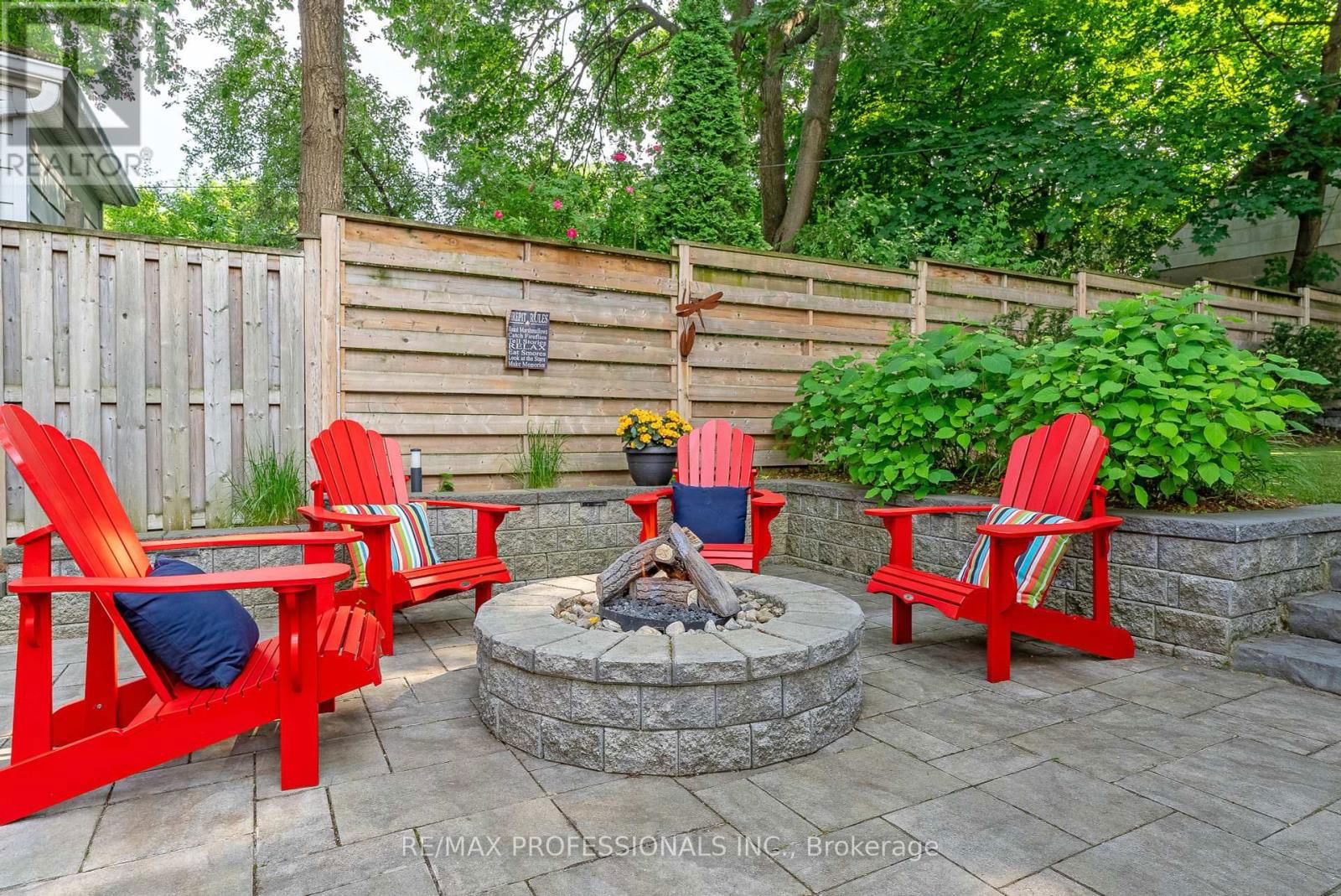 12 BROWNLEA AVENUE Image 42
