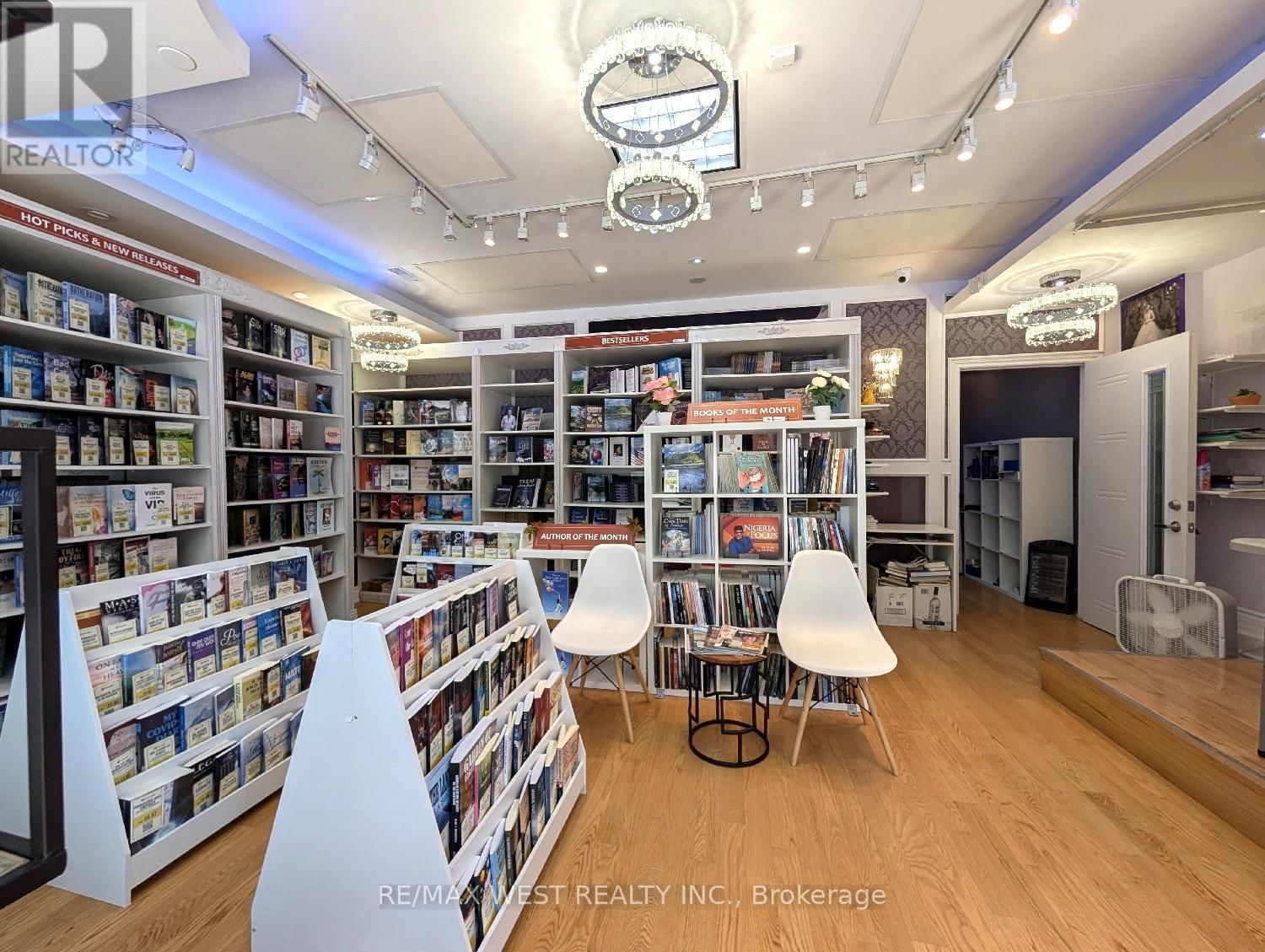 413 KEELE STREET Image 13