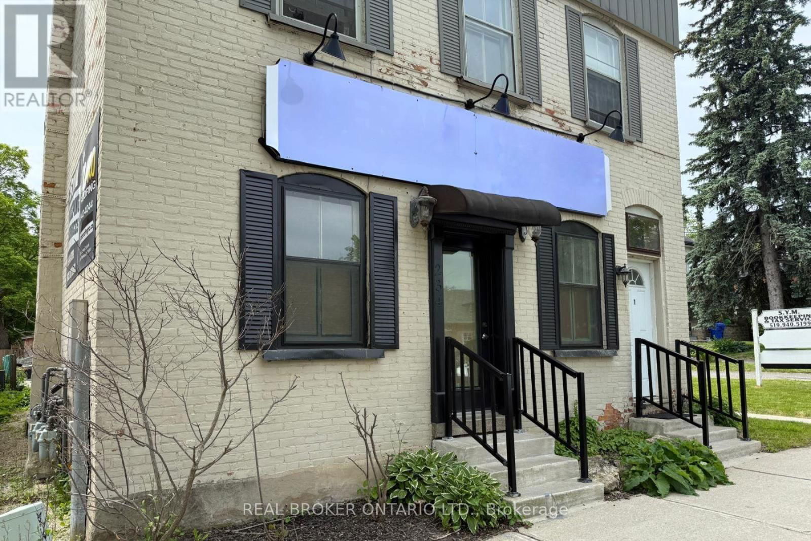 Unit 2 - 234 BROADWAY AVENUE Image 2