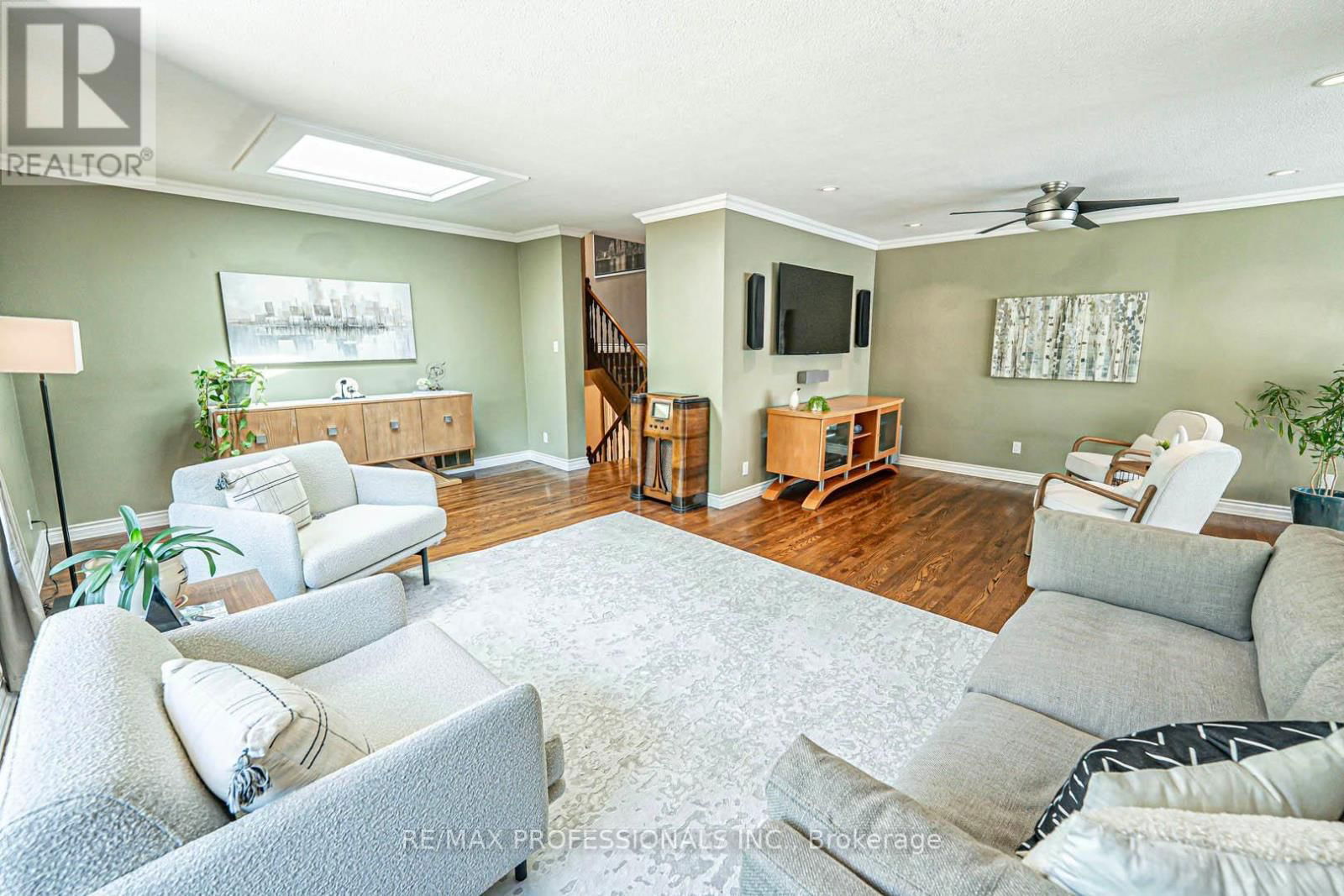 1746 LINCOLNSHIRE BOULEVARD Image 30
