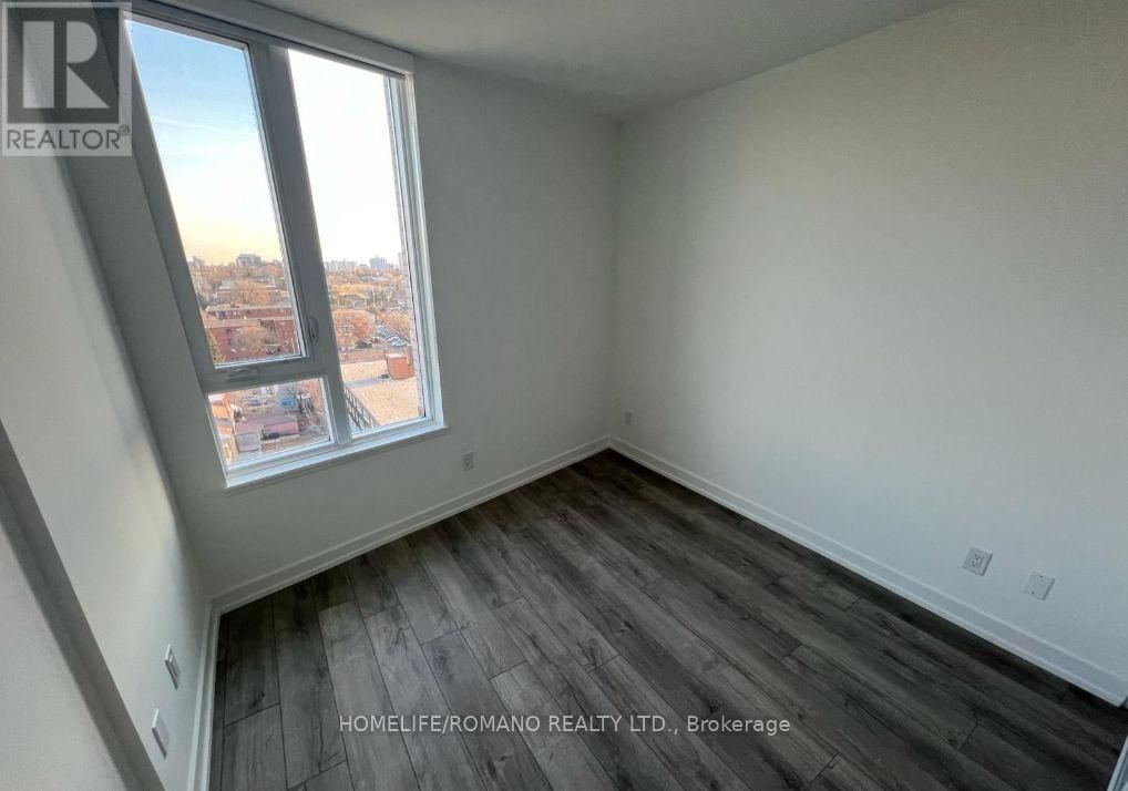1014 - 3100 KEELE STREET Image 5