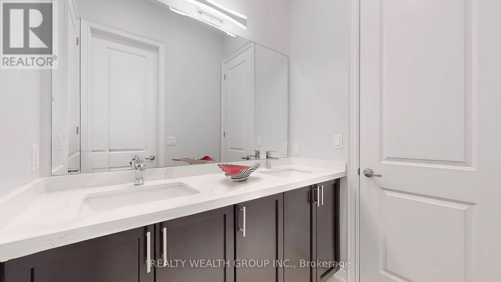 3125 PARSONAGE CRESCENT Image 25