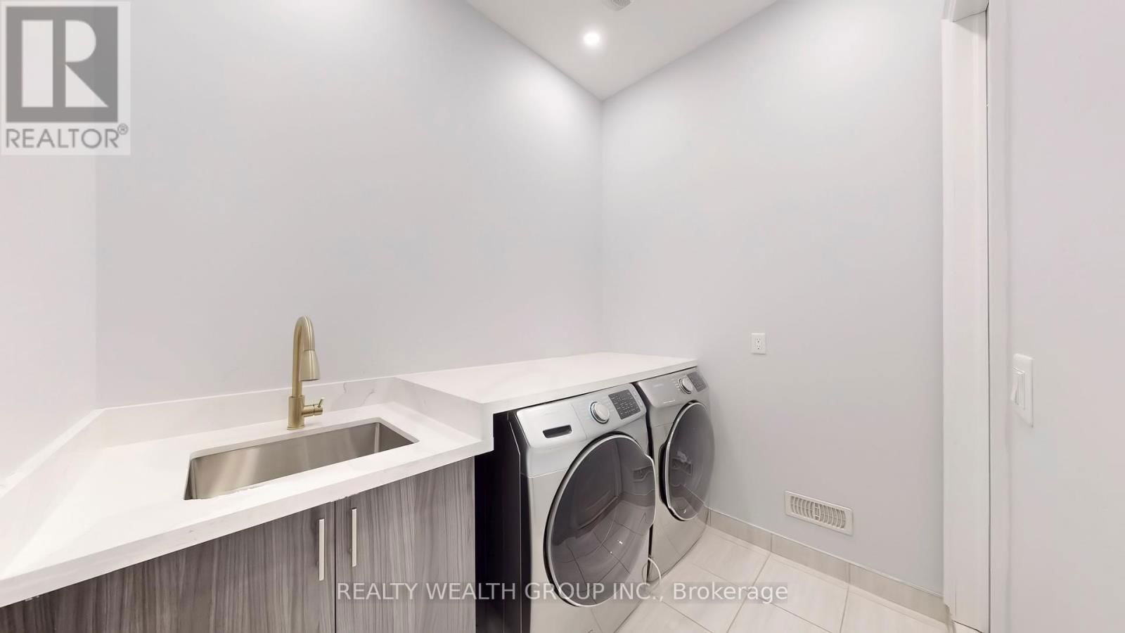 3125 PARSONAGE CRESCENT Image 30