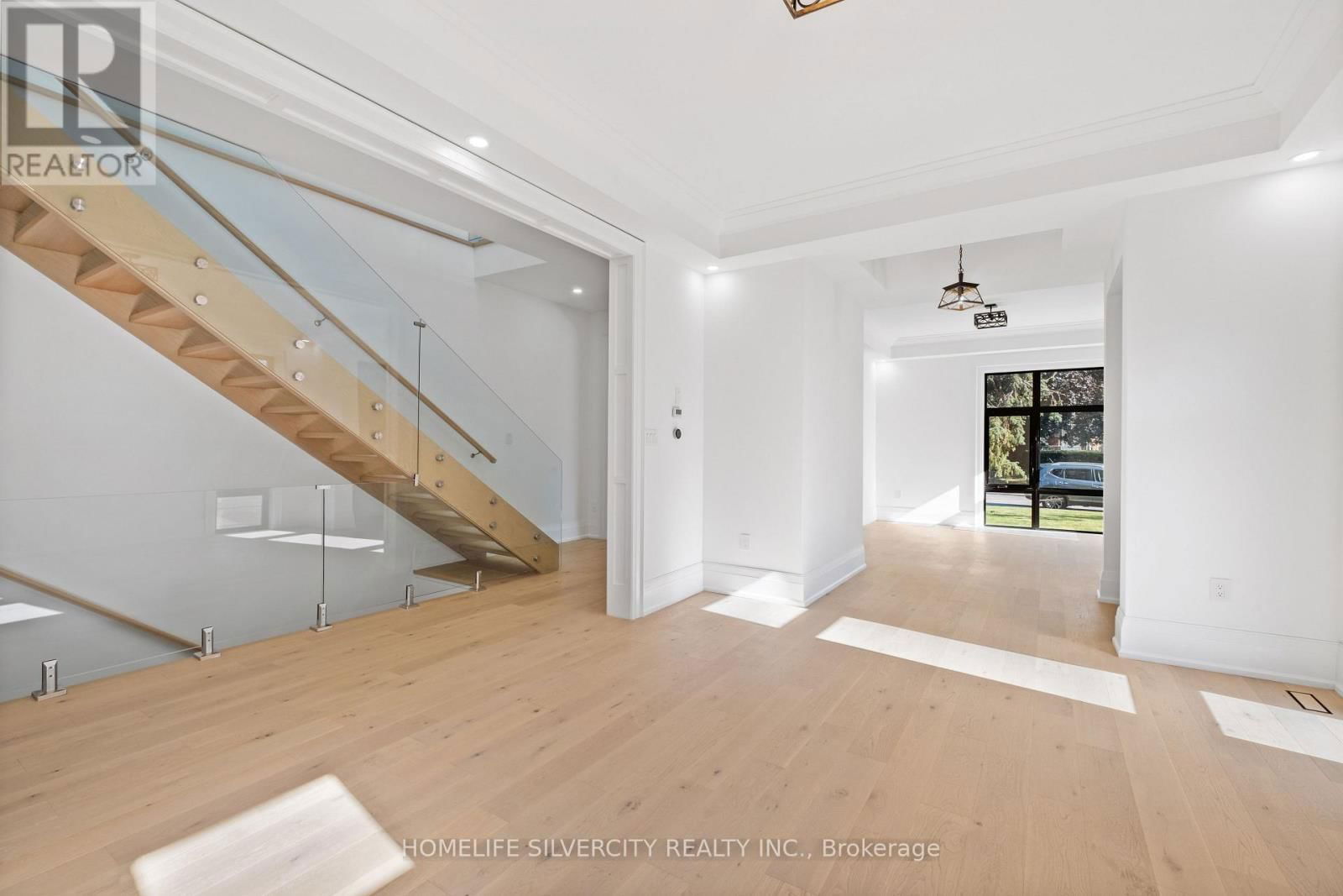 1610 KENMUIR AVENUE Image 11