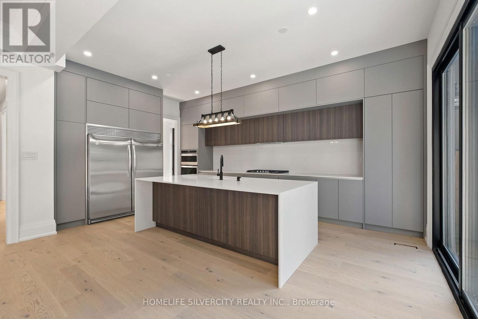 1610 KENMUIR AVENUE Image 18