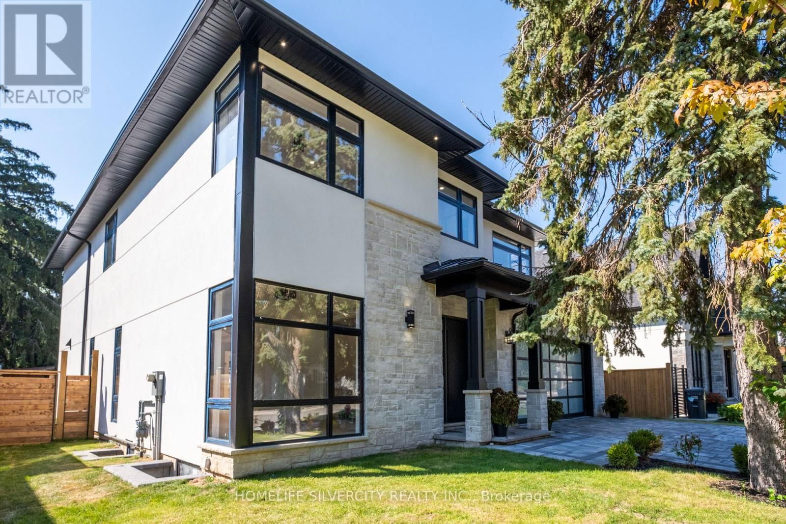 1610 KENMUIR AVENUE Image 2