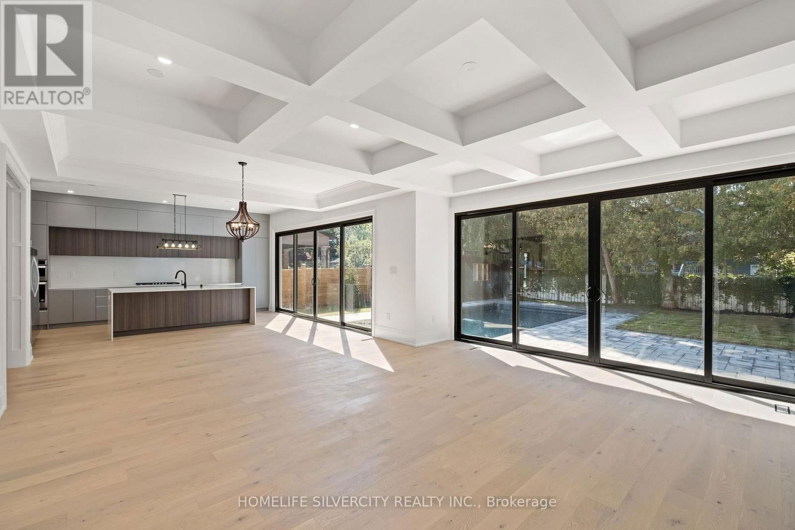 1610 KENMUIR AVENUE Image 20