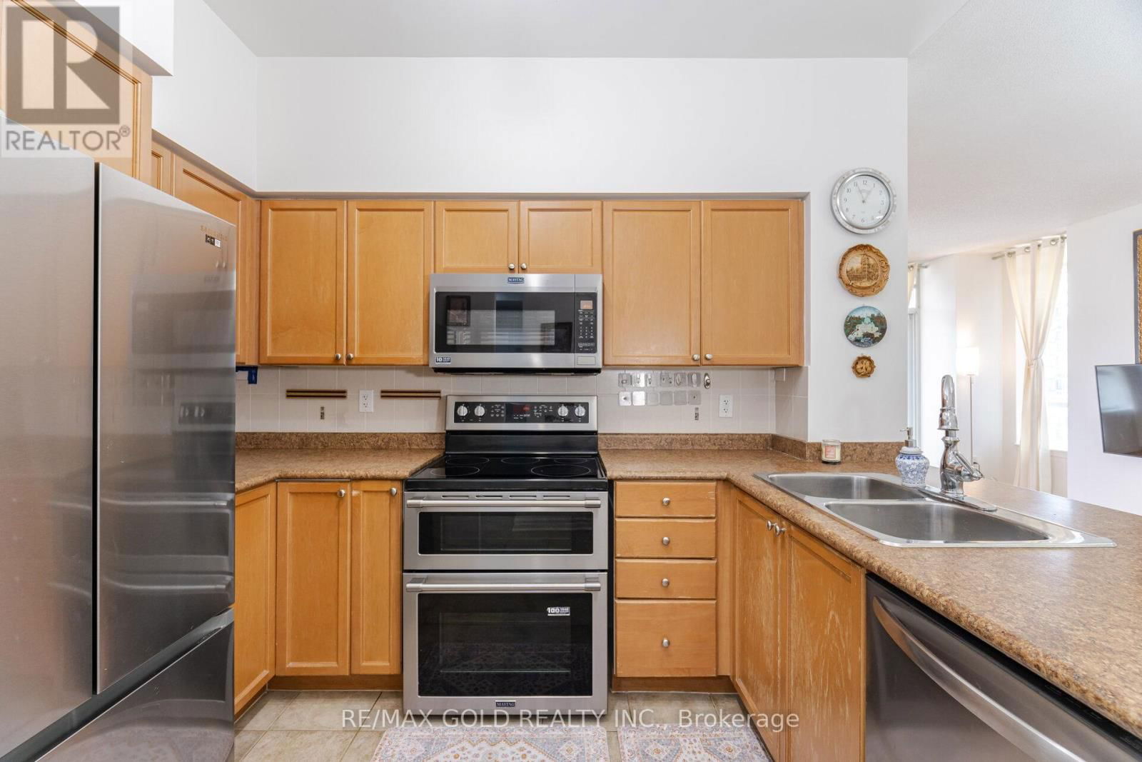 1102 - 388 PRINCE OF WALES DRIVE Image 7