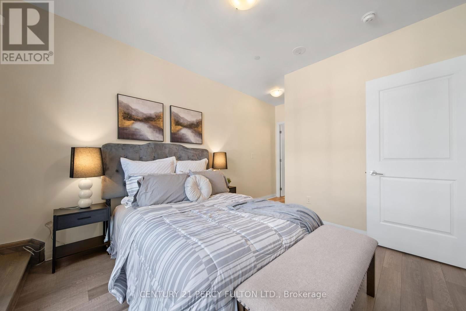 119 - 5033 FOUR SPRINGS AVENUE Image 21